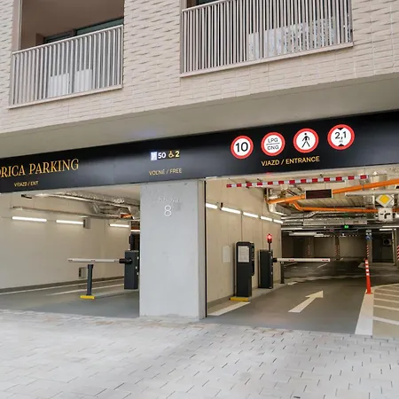 Castle&river Luxe-vydrica * Bratislava